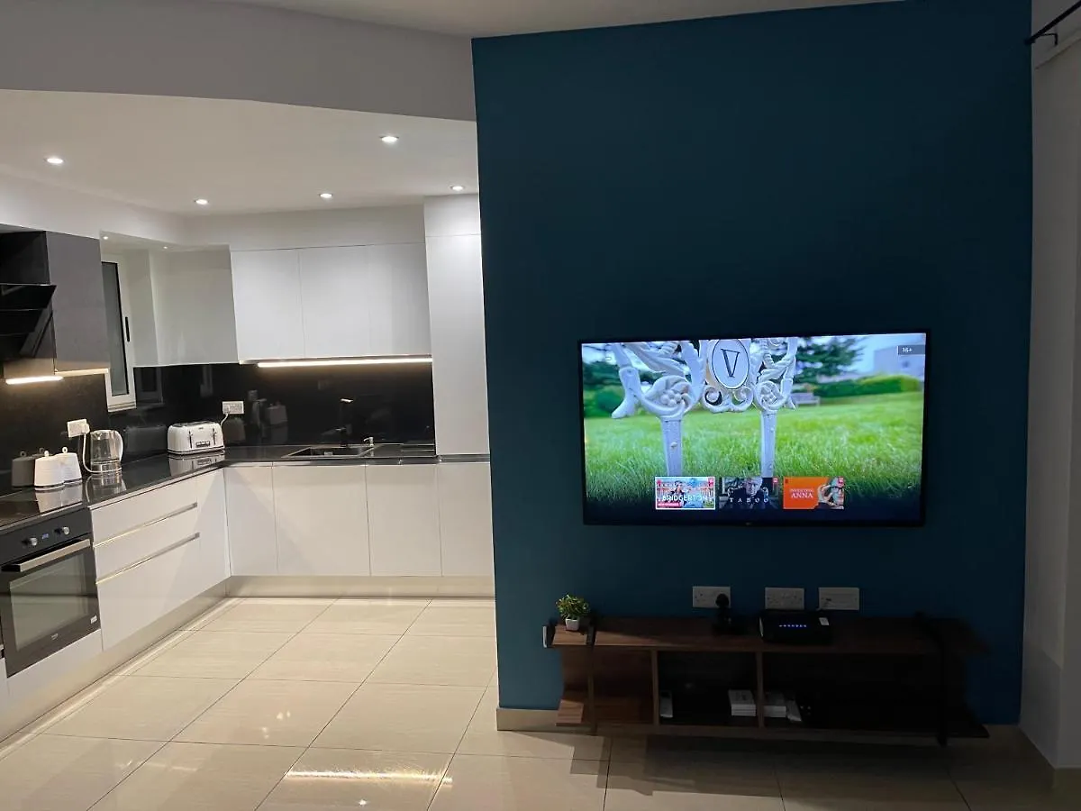 Spinola Bay - St Julians Near Beach Prime Location San Giuliano