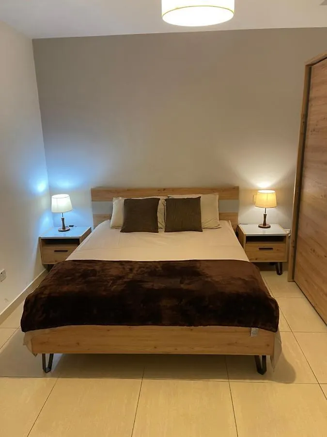 Spinola Bay - St Julians Near Beach Prime Location Appartamento