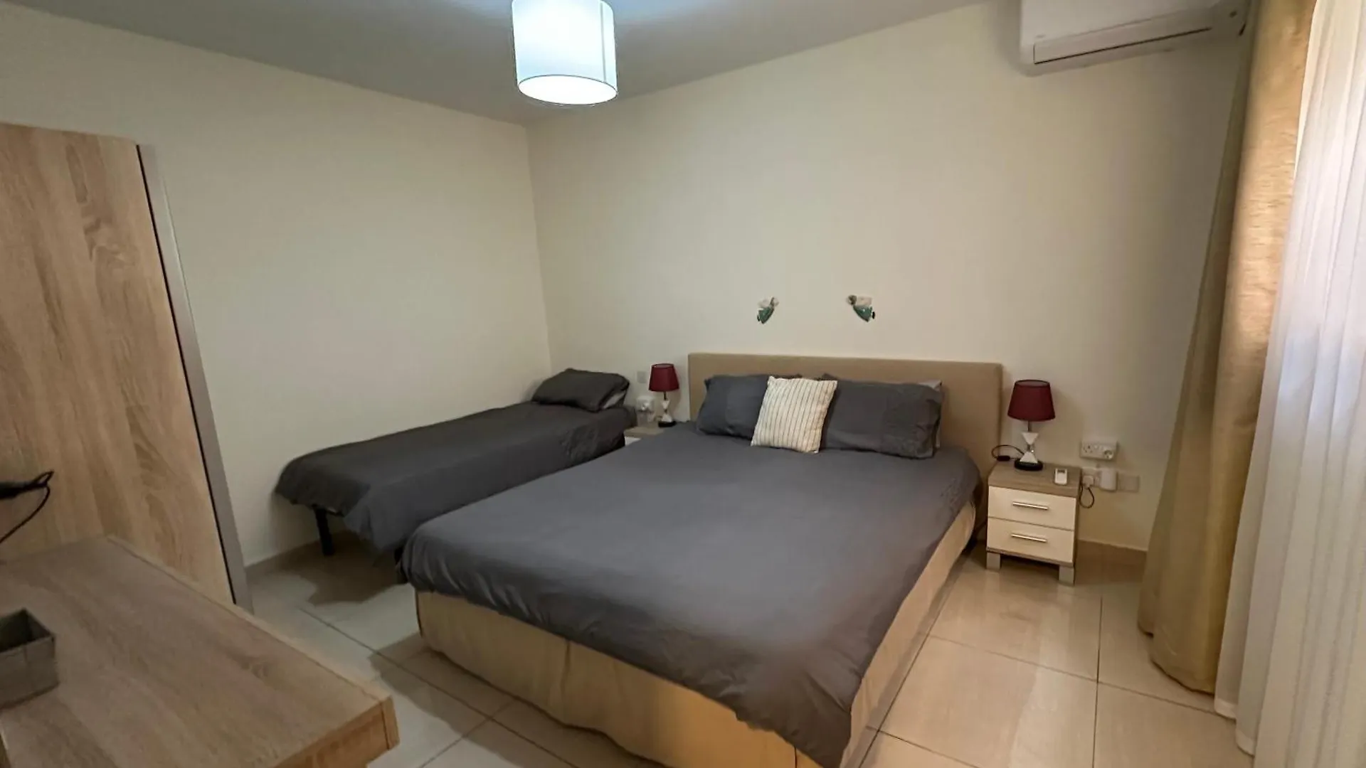 Spinola Bay - St Julians Near Beach Prime Location